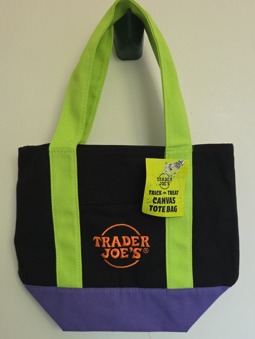 Trader Joes Halloween Mini Canvas Tote Bag with Lime Handles and Purple Base NWT
